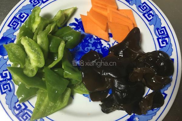 香蒜裙边贝的做法图解1
