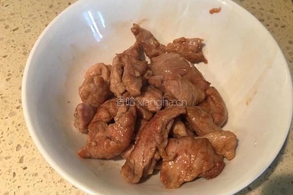 蒜苔香菇炒肉的做法图解4