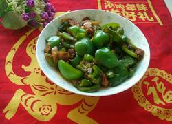 五花肉炒圆椒