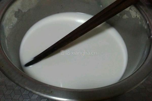 自制绿豆粉皮的做法图解2