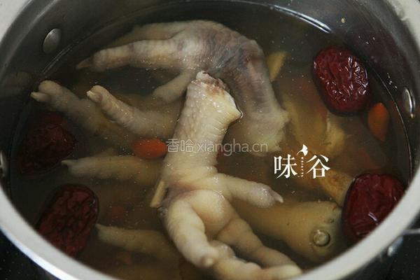 广式当归药材鸡脚的做法图解4