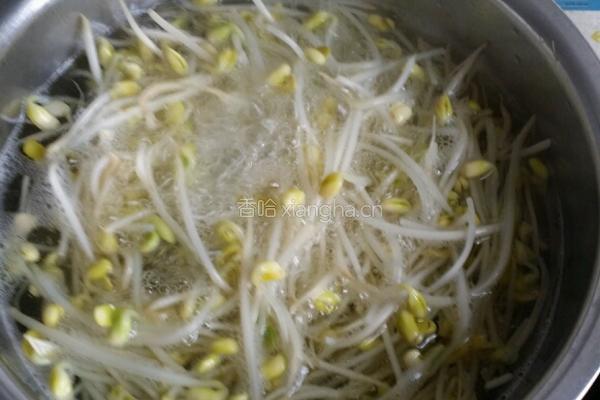 黄豆芽拌粉丝的做法图解2