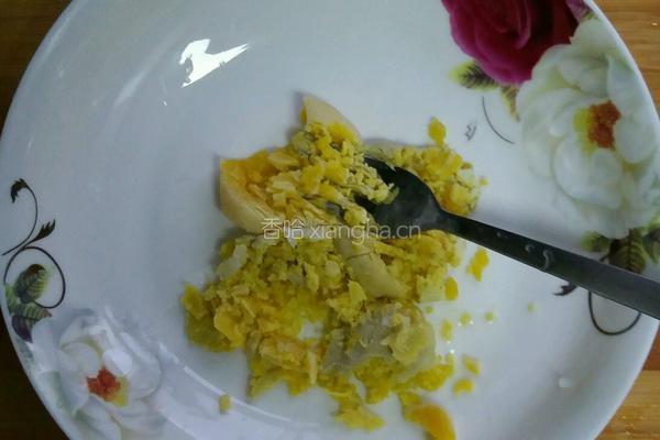咸蛋超人花式炒饭的做法图解4