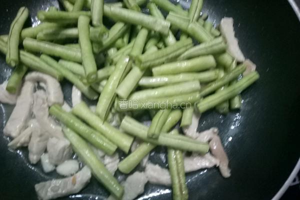 肉丝炒豆角的做法图解5
