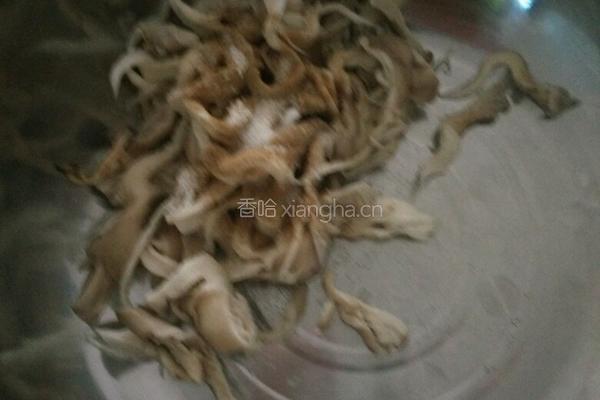 椒盐蘑菇的做法图解5