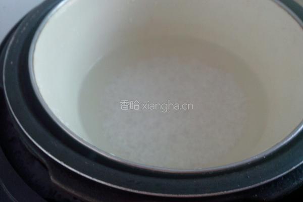 鲜玉米蔬菜粥的做法图解2