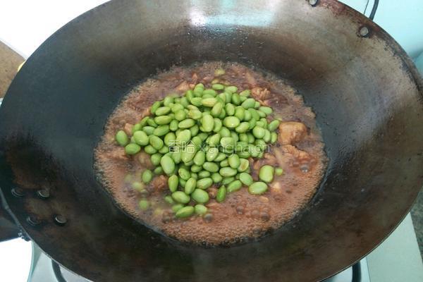 毛豆米烧鸡腿的做法图解7