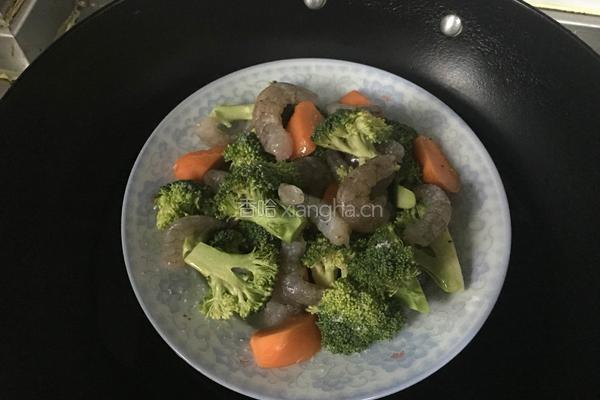 西兰花蒸虾仁的做法图解4