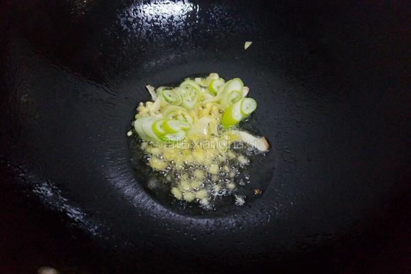香菇炖鸡的做法图解8