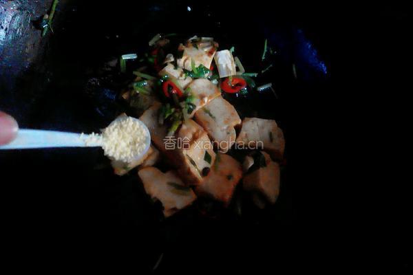 芹菜豆腐的做法图解7