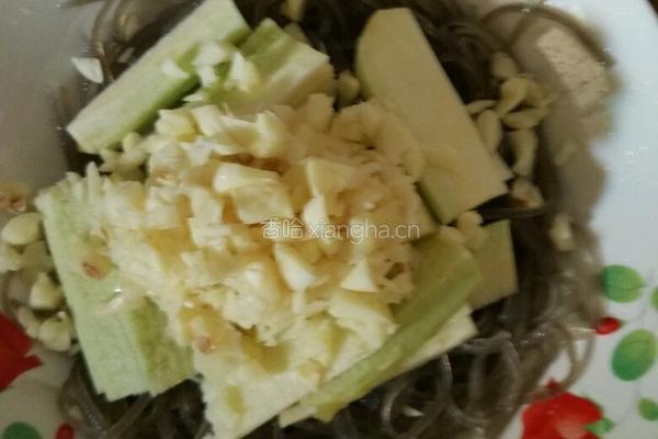 蒜蓉蒸粉丝的做法图解4