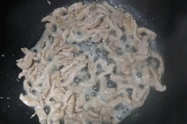 京酱肉丝饼皮卷的做法图解6