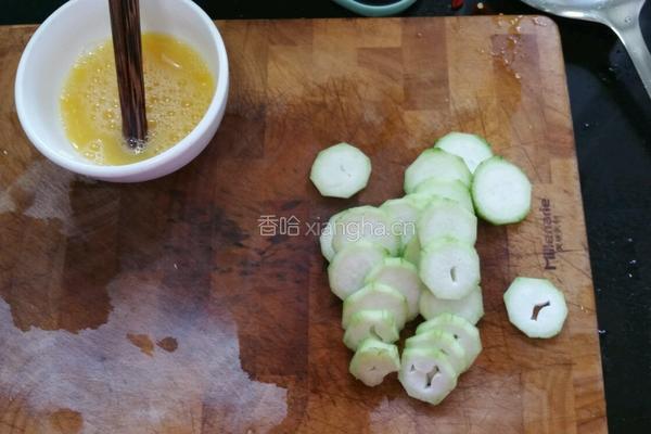 丝瓜蛋花汤的做法图解2