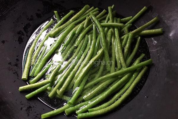 豆角烧肉的做法图解3