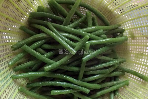 豆角烧肉的做法图解4