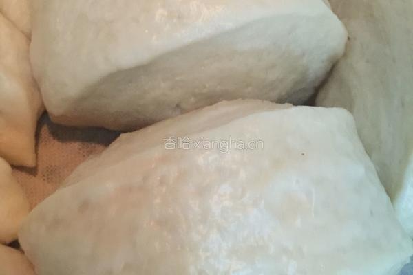 牛肉芹菜大蒸饺的做法图解5