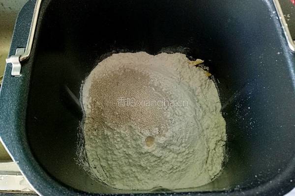 紫薯吐司的做法图解1