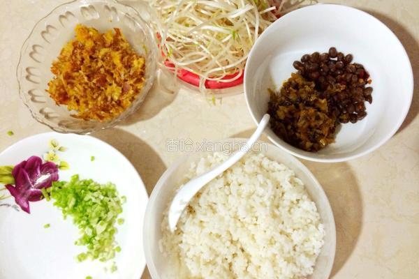 南瓜炒饭的做法图解1