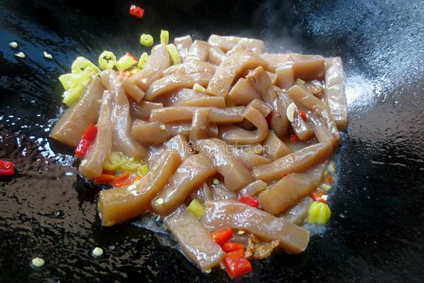 泡椒魔芋的做法图解4