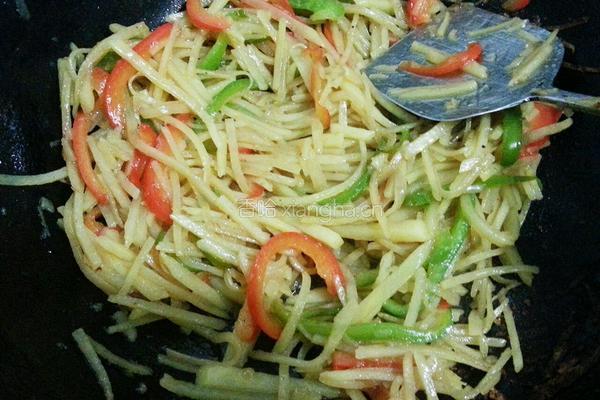 青椒肉丝土豆丝的做法图解9