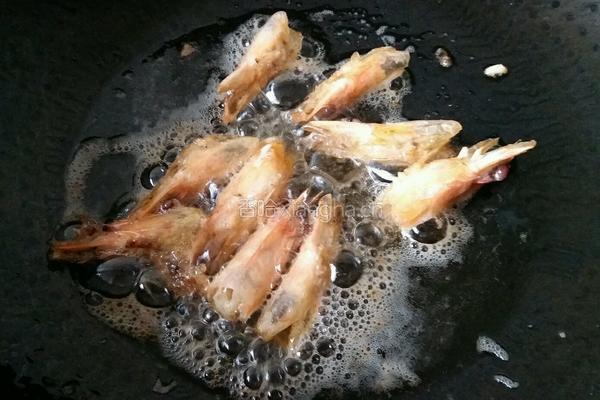 虾仁青豆的做法图解5