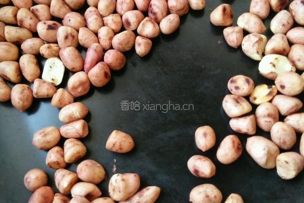 糖裹花生的做法图解2