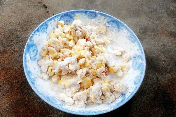 香酥玉米粒的做法图解2