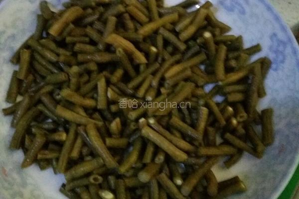 酸豆角炒鸡丝的做法图解4