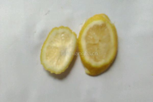 柠檬茶的做法图解1