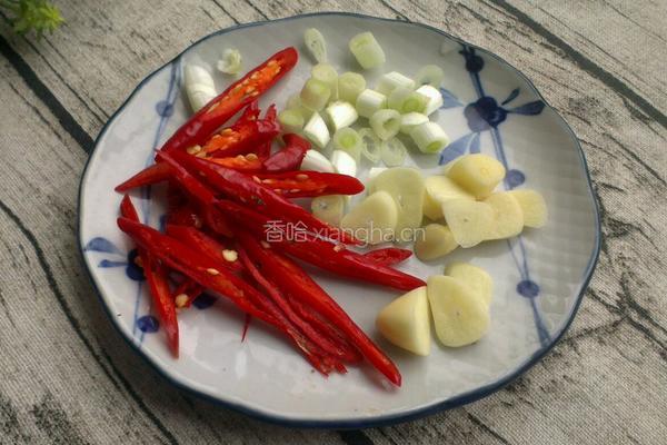 杏鲍菇炒油菜的做法图解3