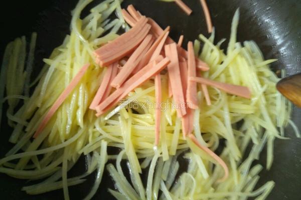 土豆火腿肠的做法图解5