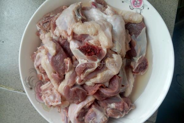 鸭肉焖冬瓜的做法图解1