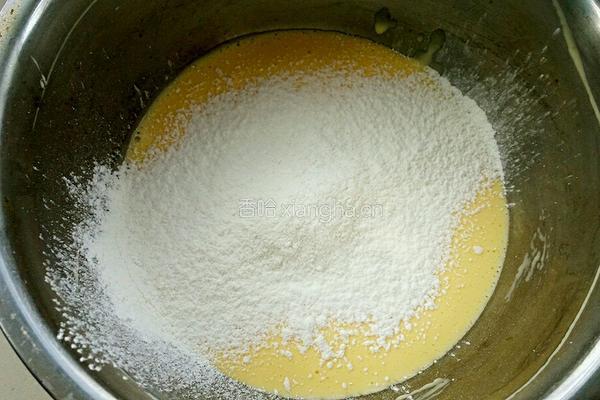 乳酪果干杯子蛋糕的做法图解6