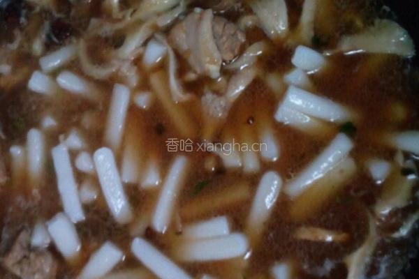 排骨烧年糕的做法图解14