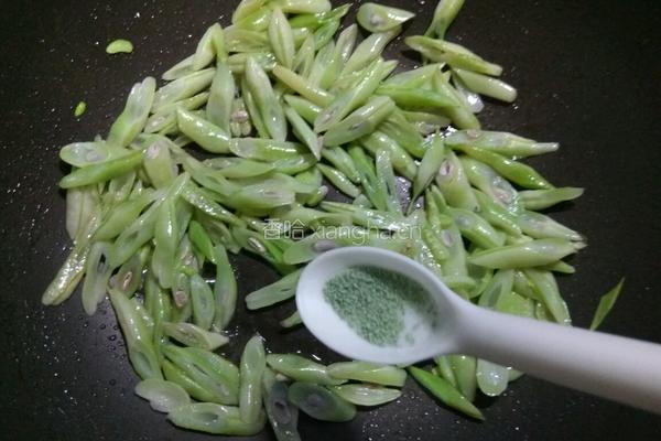 清炒扁豆的做法图解5