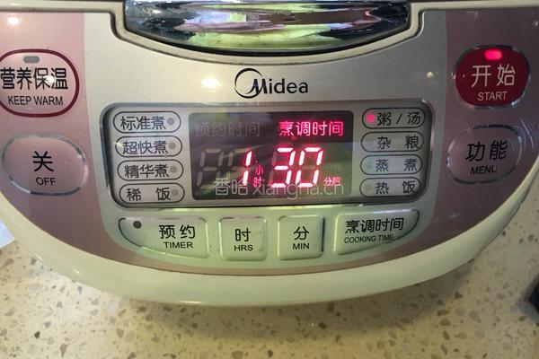 红豆玉米粥的做法图解3