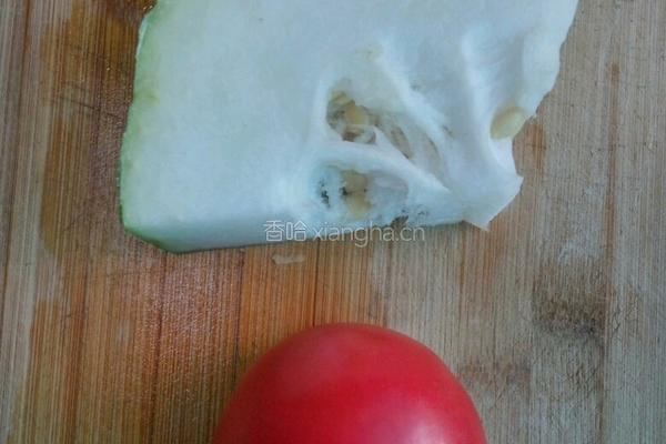 冬瓜番茄汤的做法图解1