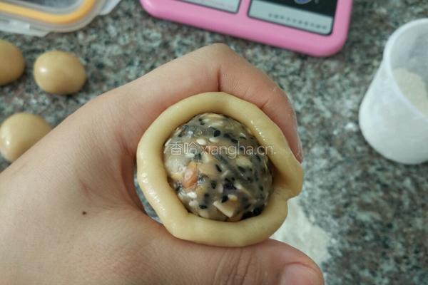 广式五仁月饼的做法图解7
