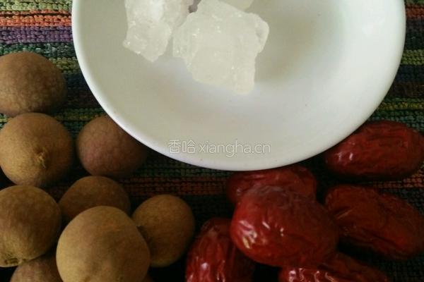 桂圆红枣茶的做法图解1