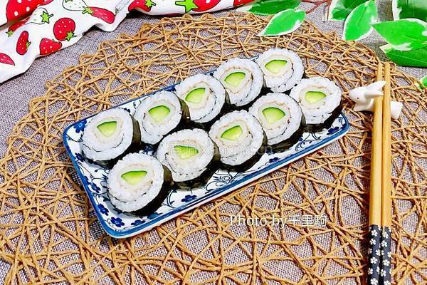 紫菜卷寿司的做法图解9