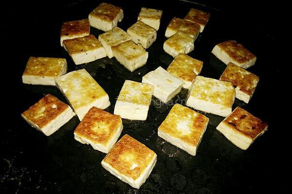 青菜炕豆腐的做法图解3