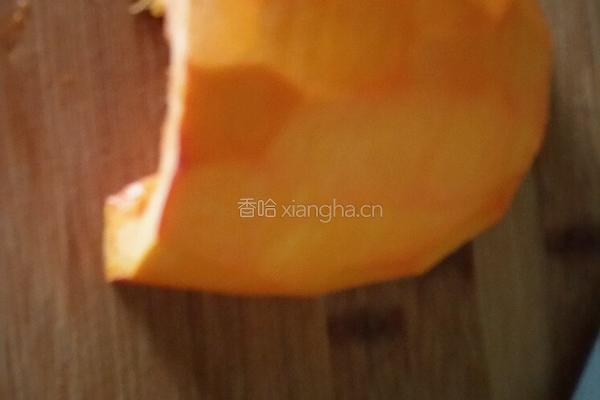 奶油南瓜浓汤的做法图解1