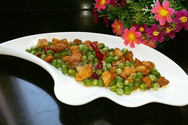 鲜豌豆牛肉粒的做法图解7