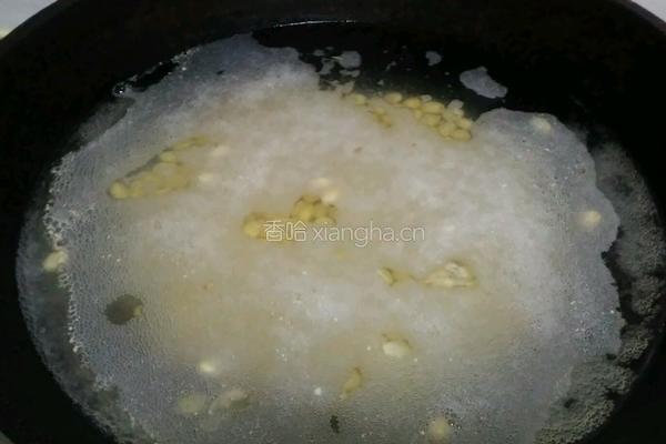 黄豆炒水疙瘩的做法图解3