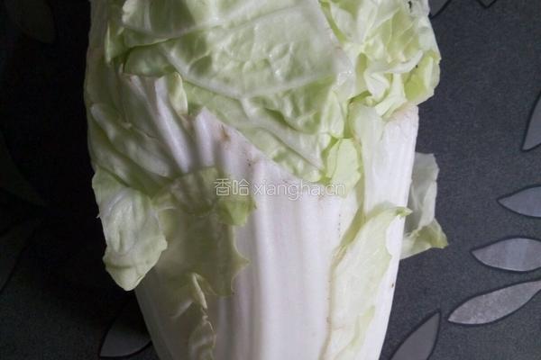 白菜汤的做法图解1