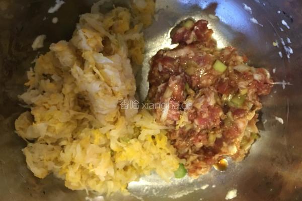 酸菜猪肉包子的做法图解9