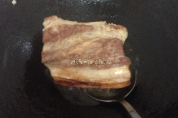 重庆咸菜扣肉的做法图解5