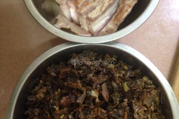 重庆咸菜扣肉的做法图解11