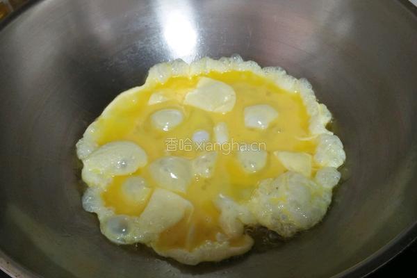 韭菜梗炒鸡蛋的做法图解3