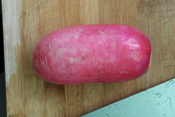 爽口小萝卜的做法图解1